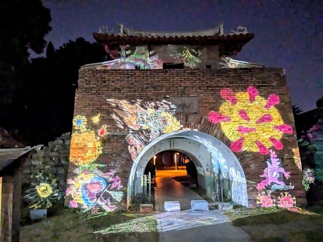 成大榕園，大學校園內親子放風的好所在