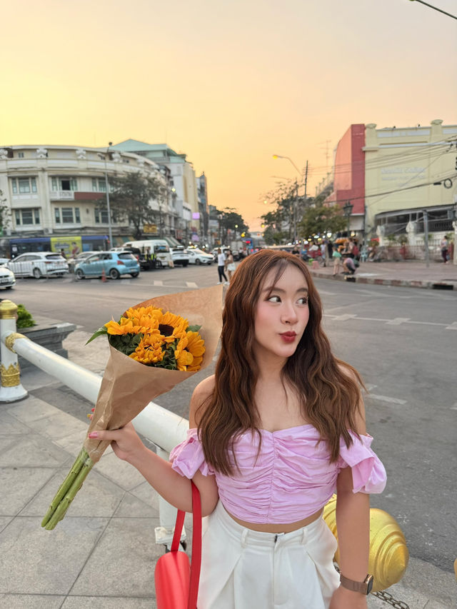 ปากคลองตลาด & สะพานพุทธ โลเคชั่นคลาสสิคสุดฮิต