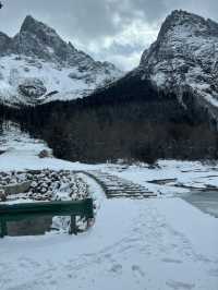 ปี้เผิงโกว ⛰️🌨️❄️