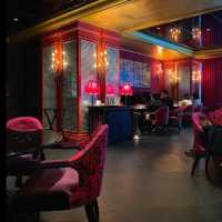 พักผ่อนอย่างมีสไตล์ที่ L’Escape Hotel