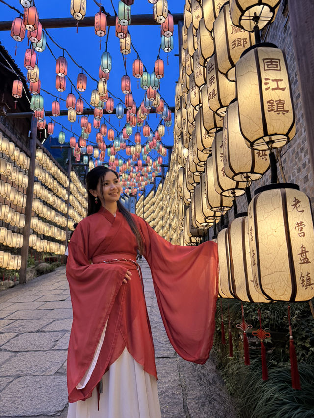 A Magical Night at Wangxian Valley: A Must-See Light Spectacle