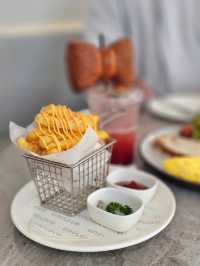 คาเฟ่ดีงามแถวถนนข้าวหลาม บางแสน 