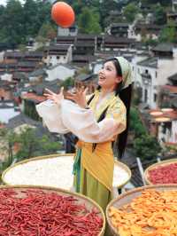 Becoming the Autumn Sun-Drying Girl: My Picture-Perfect Day in Huangling