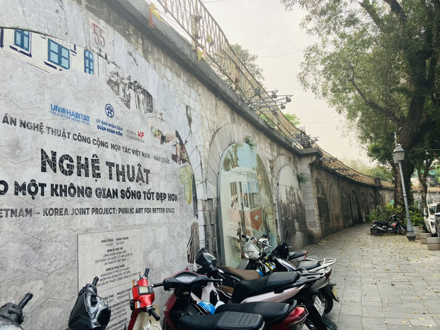 越南🇻🇳河內老城區畫牆低語 輕訴河內老時光