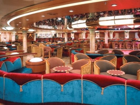 Voyager of the Seas 🌍: Your Solo Adventure Awaits – Big Ship, Endless Possibilities!