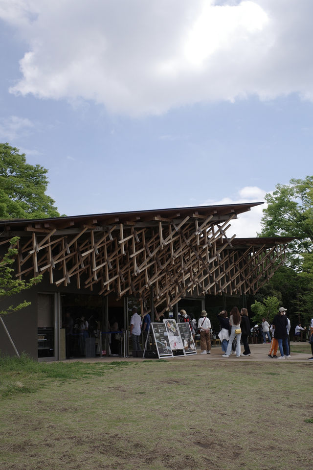 【東京カフェ】昭和記念公園でクロワッサンソフトクリームに出会った🍦🥐