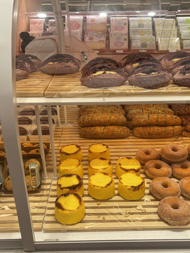 ร้าน Holiland Hangzhou ชีสเค้กร้านดัง สาขาหางโจว