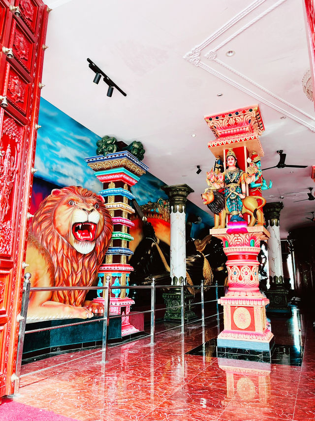 Batu Caves and the Majestic Murugan Statue: A Must-Visit Hindu Landmark in Kuala Lumpur