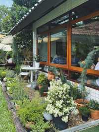 คาเฟ่เปิดใหม่สไตล์โฮมมี่ย่านศรีราชา