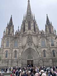 Hola Barcelona เมืองแห่งสถาปัตยกรรมสุดฮิป