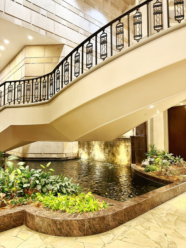 Elegance in Bloom – Sheraton Imperial’s Floral Welcome
