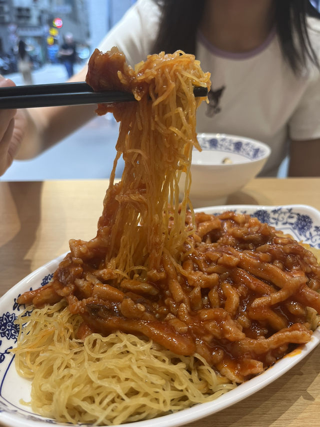 喺西環好出名嘅夏銘記開到嚟上環了！😍