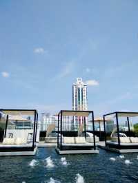 Minimalist Centara Watergate Pavilion Hotel