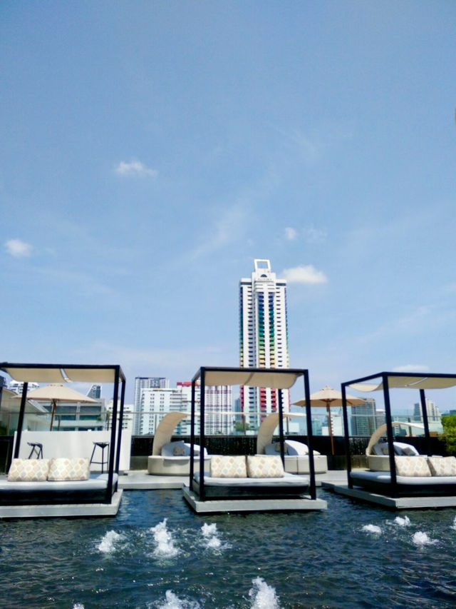 Minimalist Centara Watergate Pavilion Hotel