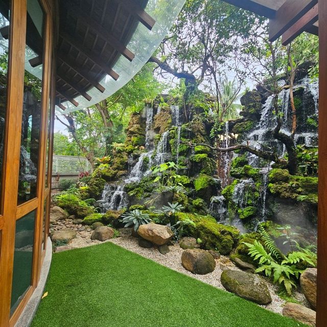 คาเฟ่สุดฟิน ในปั๊มน้ำมัน - FORTY-NINE Coffee House