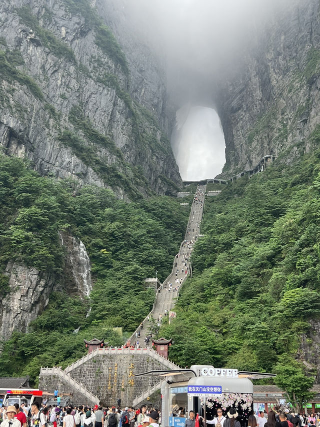 🌍 Exploring China – Nature on Steroids!