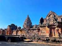 ปราสาทหินพนมรุ้ง อุทยานประวัติศาสตร์แด่พระศิวะ