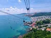 พานั่ง Cable car ไป Hon tham ณ หน้าฝน