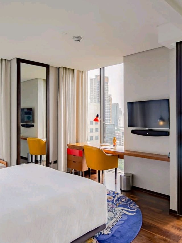 🌀 Hotel Indigo Bangkok – Where Bangkok’s Spirit Meets Boutique Cool