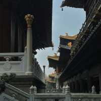 上海靜安寺 去感受下城市中的一片淨土吧