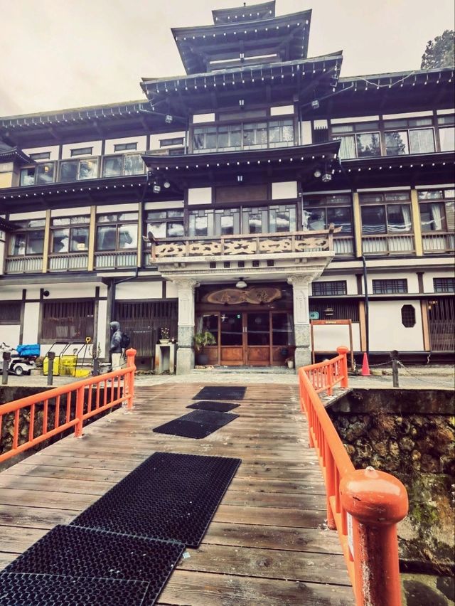 现实版千与千寻｜银山温泉梦幻雪景一日探险❄️