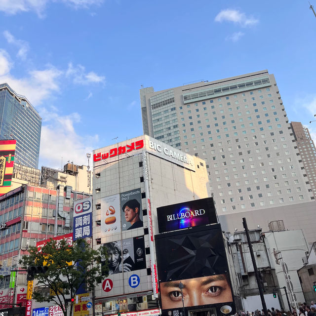 🌧️→☀️ A Quick Stop at Shibuya Scramble Crossing