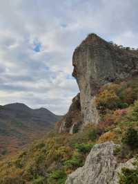 Chill Hike, Hidden Temples & Epic Views