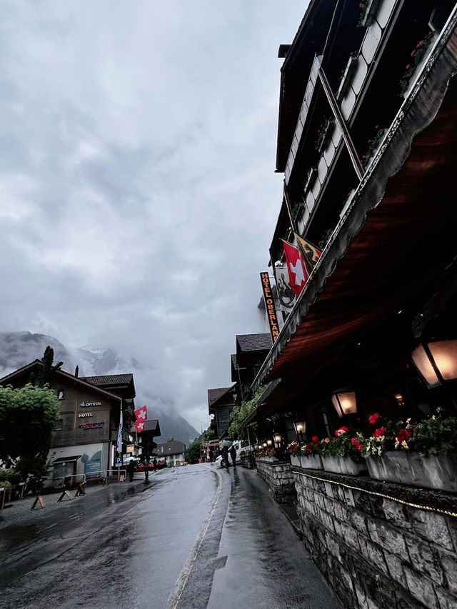 Lauterbrunnen Train Station: Gateway to the Valley of Waterfalls