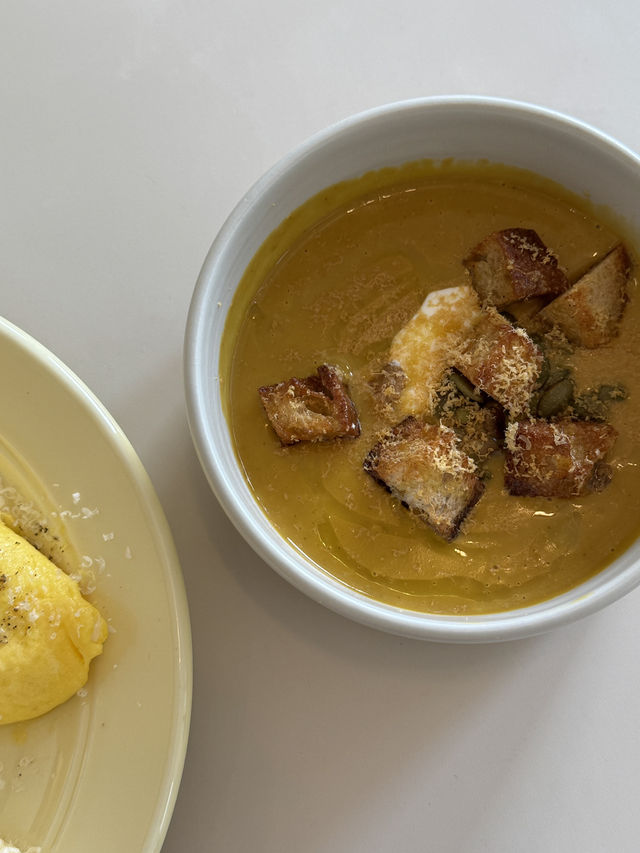 🥣 성수에서 만난 담백한 브런치 한 끼, 밋보어 서울