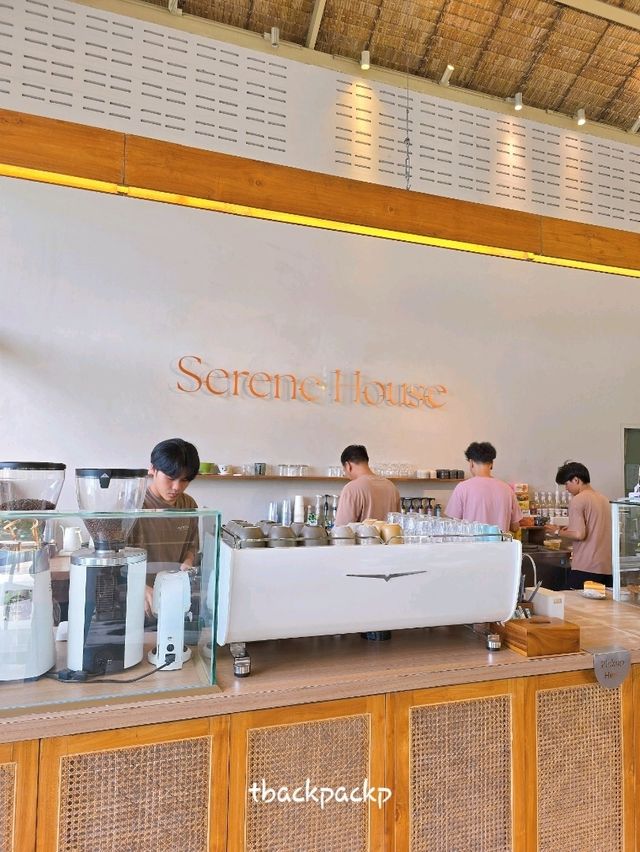 Cafe ที่บางแสน ฟีลเขาใหญ่ Serene House Cafe 🏡