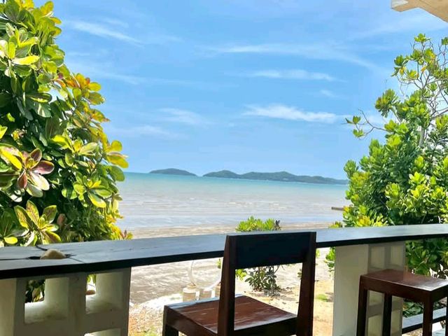  คาเฟ่ติดทะเล วิวดี #แหลมสิงห์📍จันทบุรี 