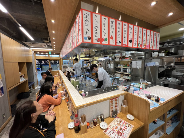 🥟Bite-Sized Bliss: Authentic Local Flavors at 元祖仙台ひとくち餃子あずま名掛丁店