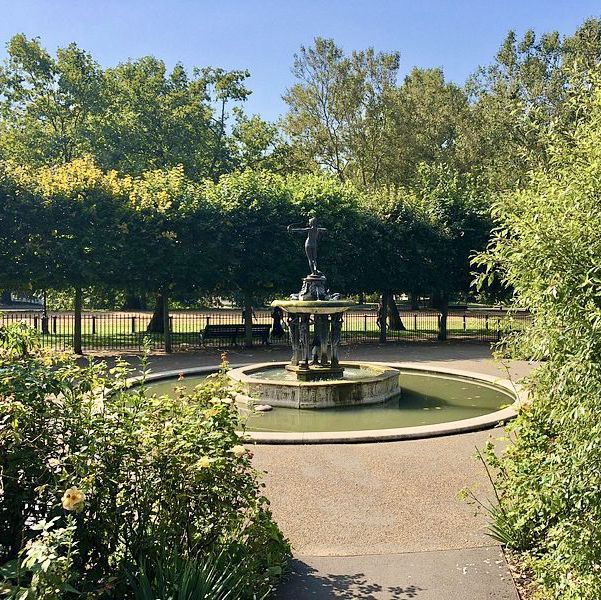 A Breath of Calm in the Middle of London – Hyde Park