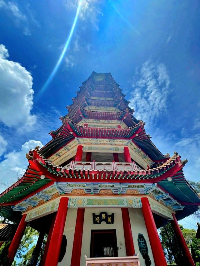 Chin Swee Cave Temple: Peace Above the Clouds