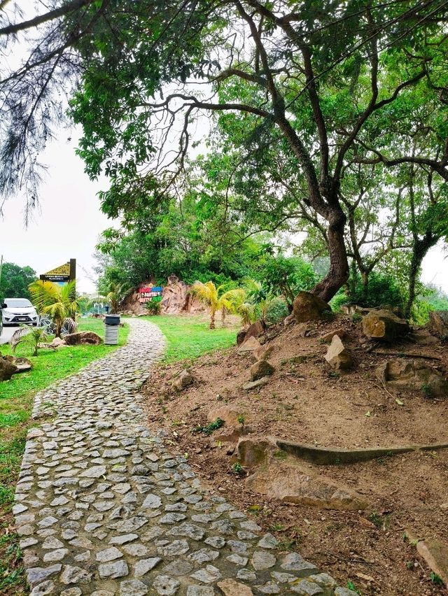 Frozen Oil Beach: Uncover the History and Serenity of Batu Pahat's Coast