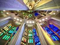 Sagrada Família – Barcelona’s Iconic Masterpiece 🇪🇸⛪