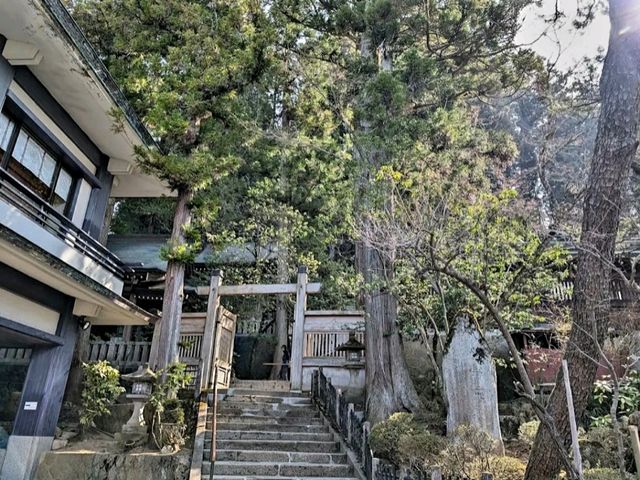 SAKURAYAMA HACHIMANGU SHRINE.