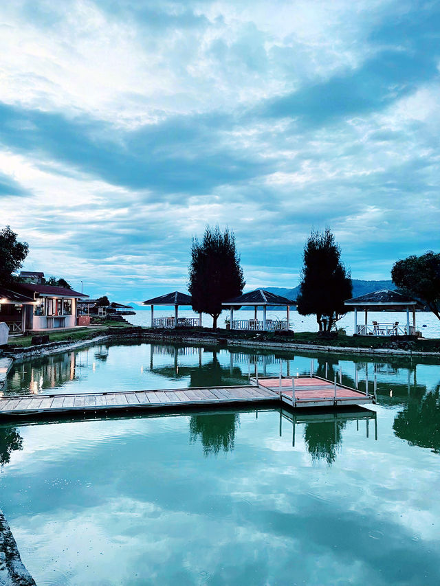 Tranquil Escape at Khas Parapat Hotel: A Summer Staycation by Lake Toba