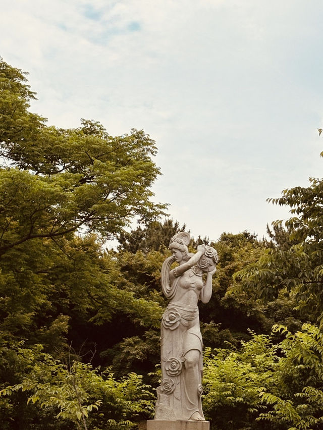 A Family-Friendly Local Park for Casual Outings