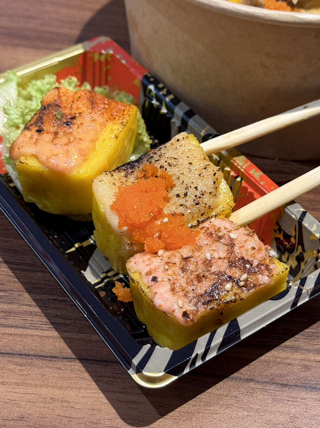 Salmon Warrior’s New Dry Udon Series: A Flavor Explosion