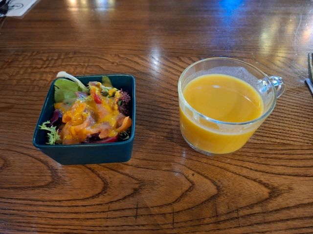 ✨️將軍澳區高質德國餐廳必食鹹豬手推介😍香脆大份超美味❤️