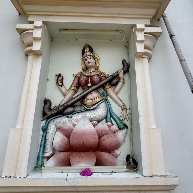 🕉️ Solo Spiritual Journey: Sri Mahamariamman Temple – Penang’s Oldest Hindu Temple