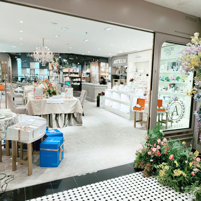 KL: 1 Day , 5 Things to Do of quiet Luxe Indulgence . 