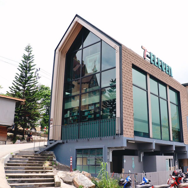7-Eleven สาขาผาซ่อนแก้ว