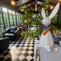 🌳☕ TopTen Forest – คาเฟ่ในสวนเขียวกลางอ่างทอง 