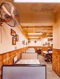 Slow Walker Cafe