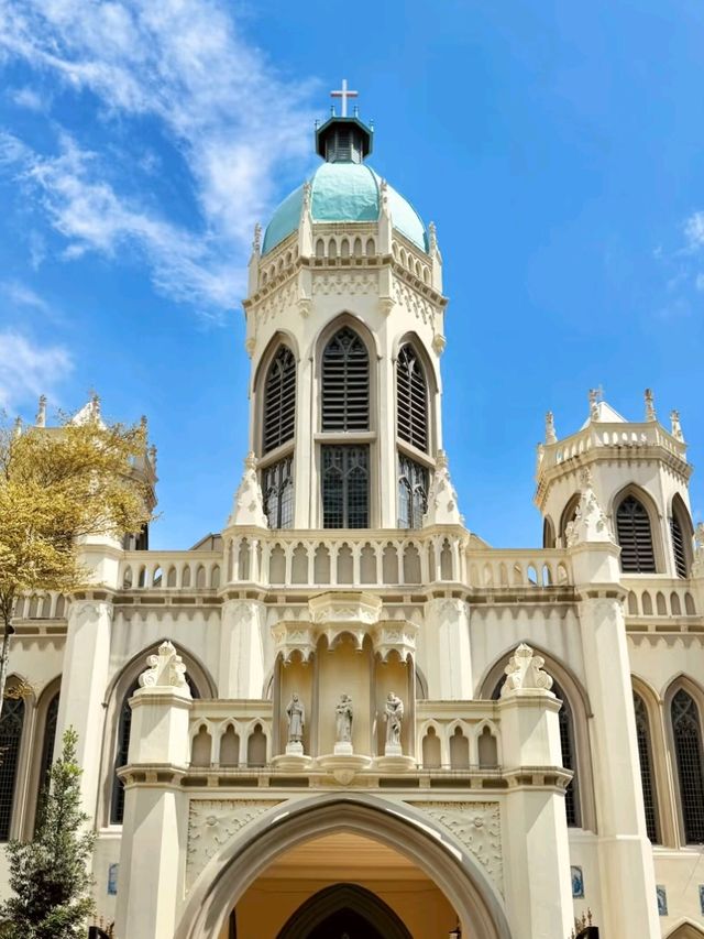 Explore Singapore – The City of Gardens and Innovation