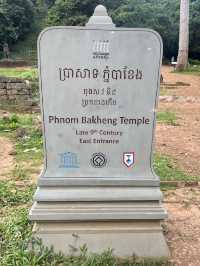 🛕 Phnom Bakheng – Sunset Above the Temples of Time 🌄