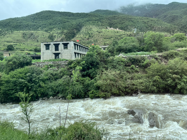  🏔️ Escape to the Last Shangri-La — Daocheng Yading (稻城亚丁)
