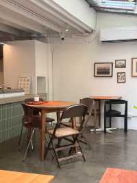 ALLO HOUSE คาเฟ่บรันช์โฮมมี่ในกลางเมือง